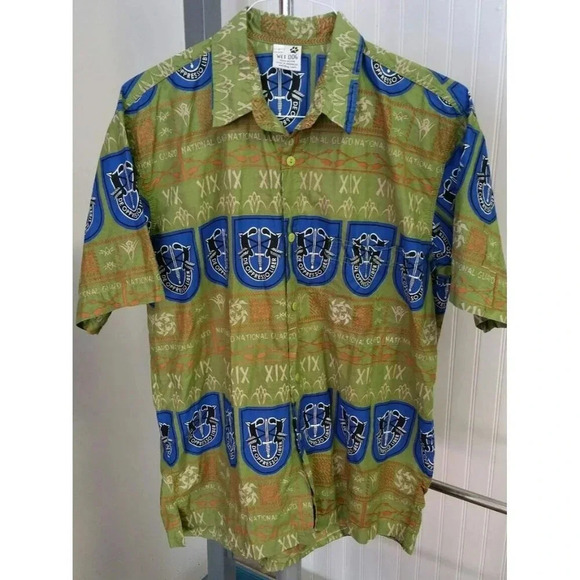 National Guard De Oppresso Liber Crest Hawaiian Tapa Men's Shirt Wet Dog Size L - Picture 1 of 4